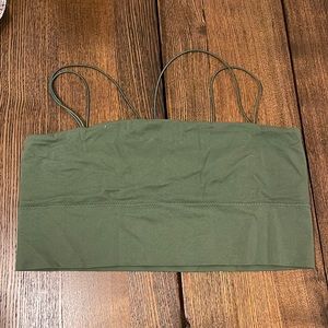 Sports bra/ cropped tank